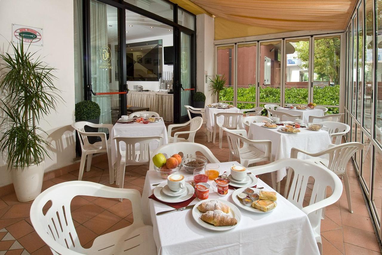 Hotel Granada Cattolica Exterior foto